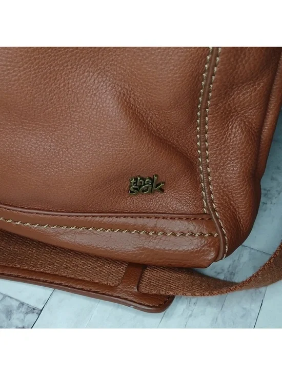 The Sak Brown Iris Leather Shoulder Bag - Picture 2 of 6